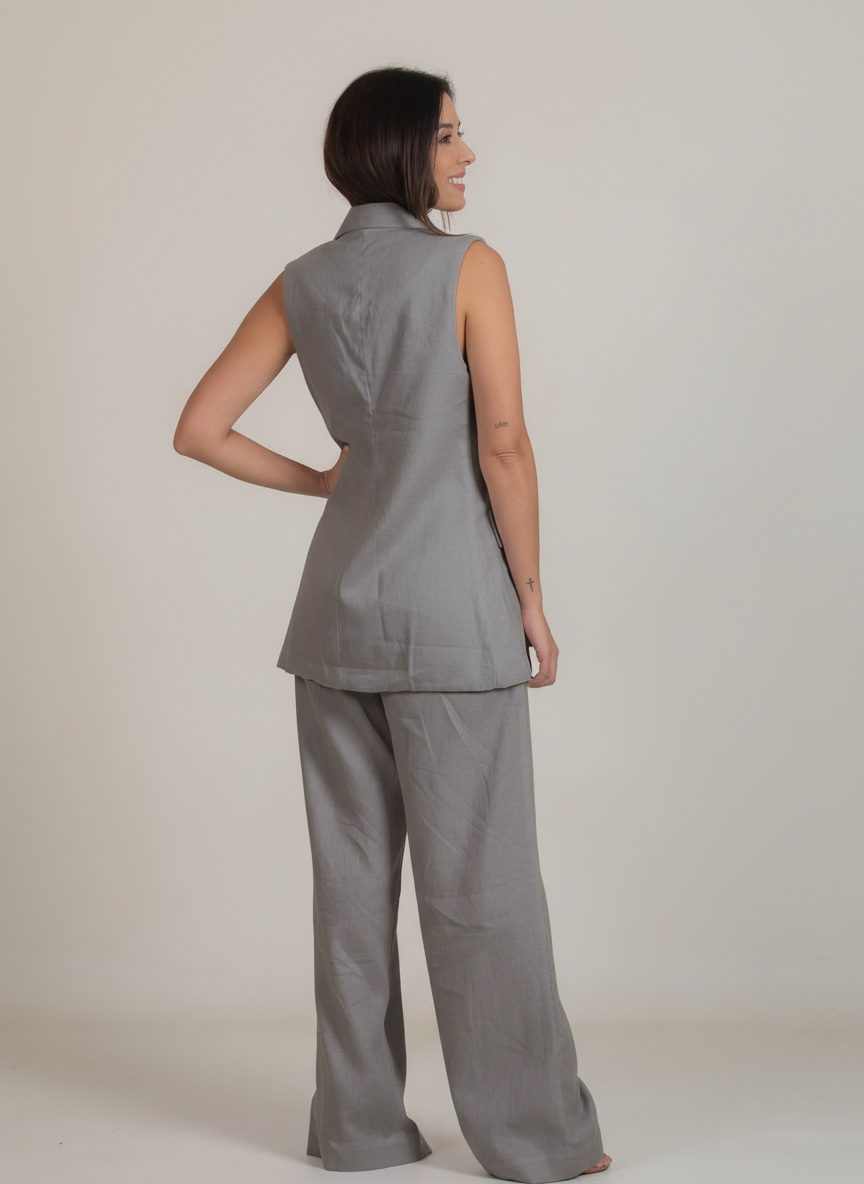 Conjunto Colete Canela & Calça Gardênia