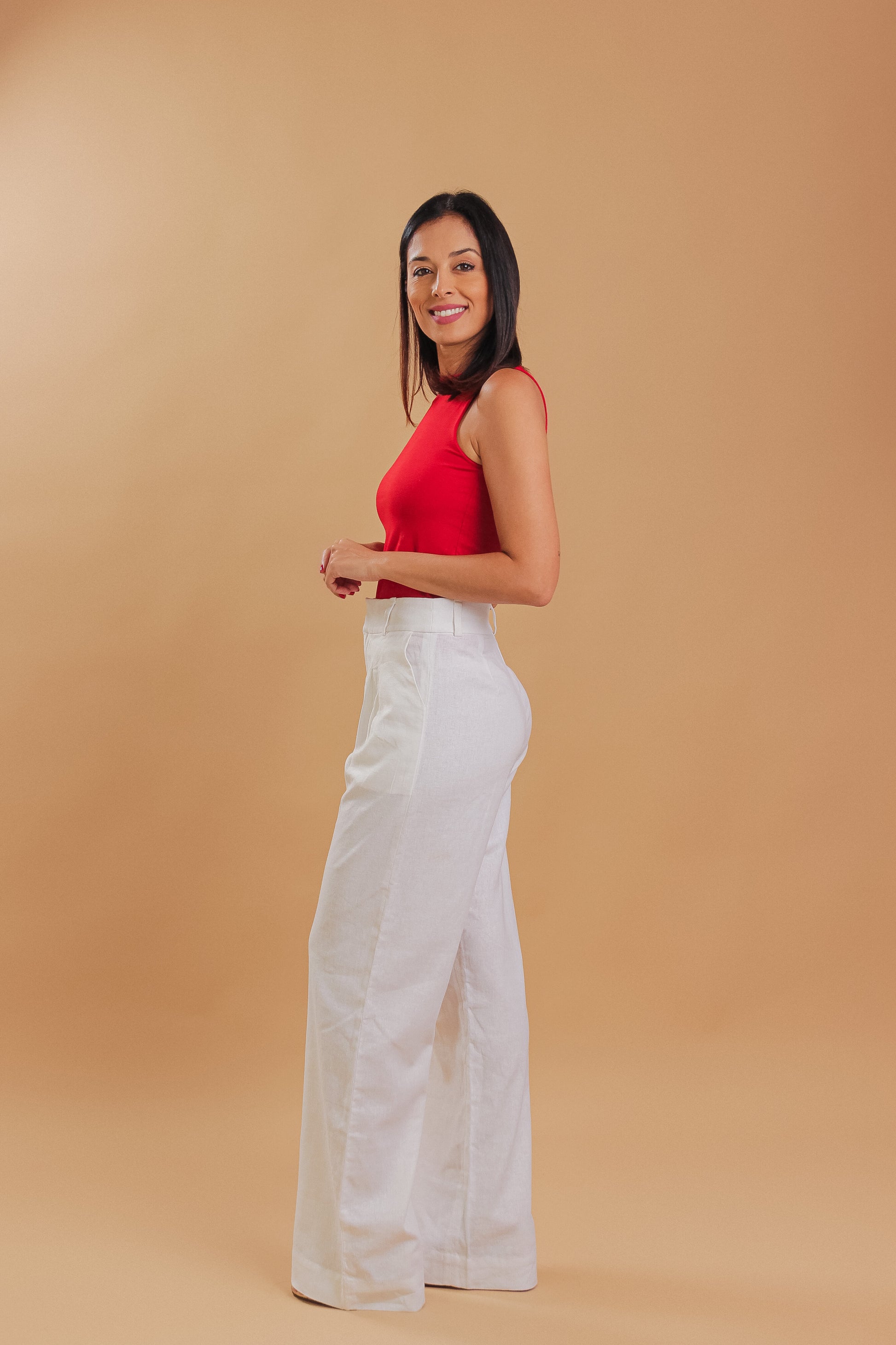 Calça Feminina de Alfaiataria em Viscolinho — Gardênia